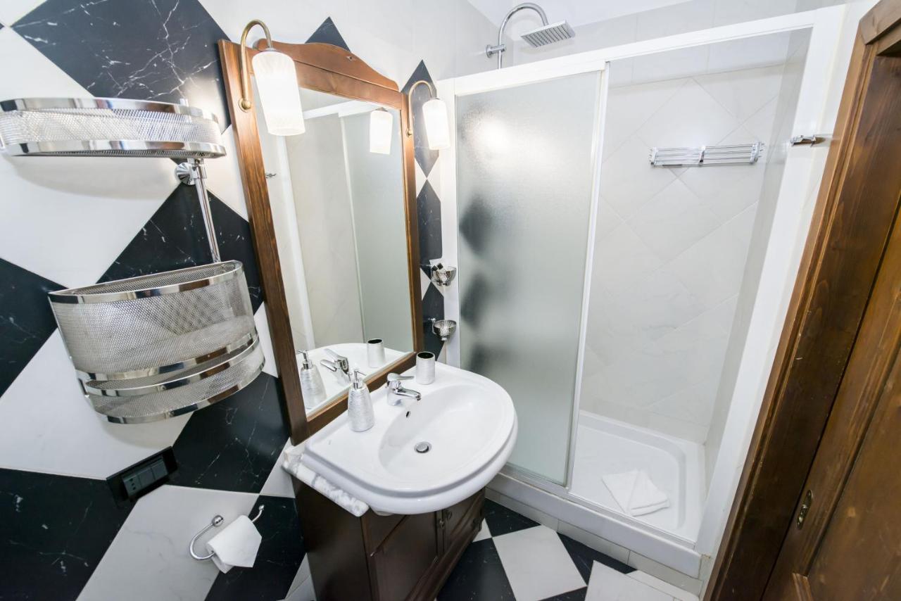 Vicolo Dell'aquila - Residenze Romanae * Roma